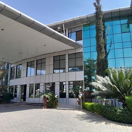 Morena Dodoma Hotel & Apartment Exterior photo