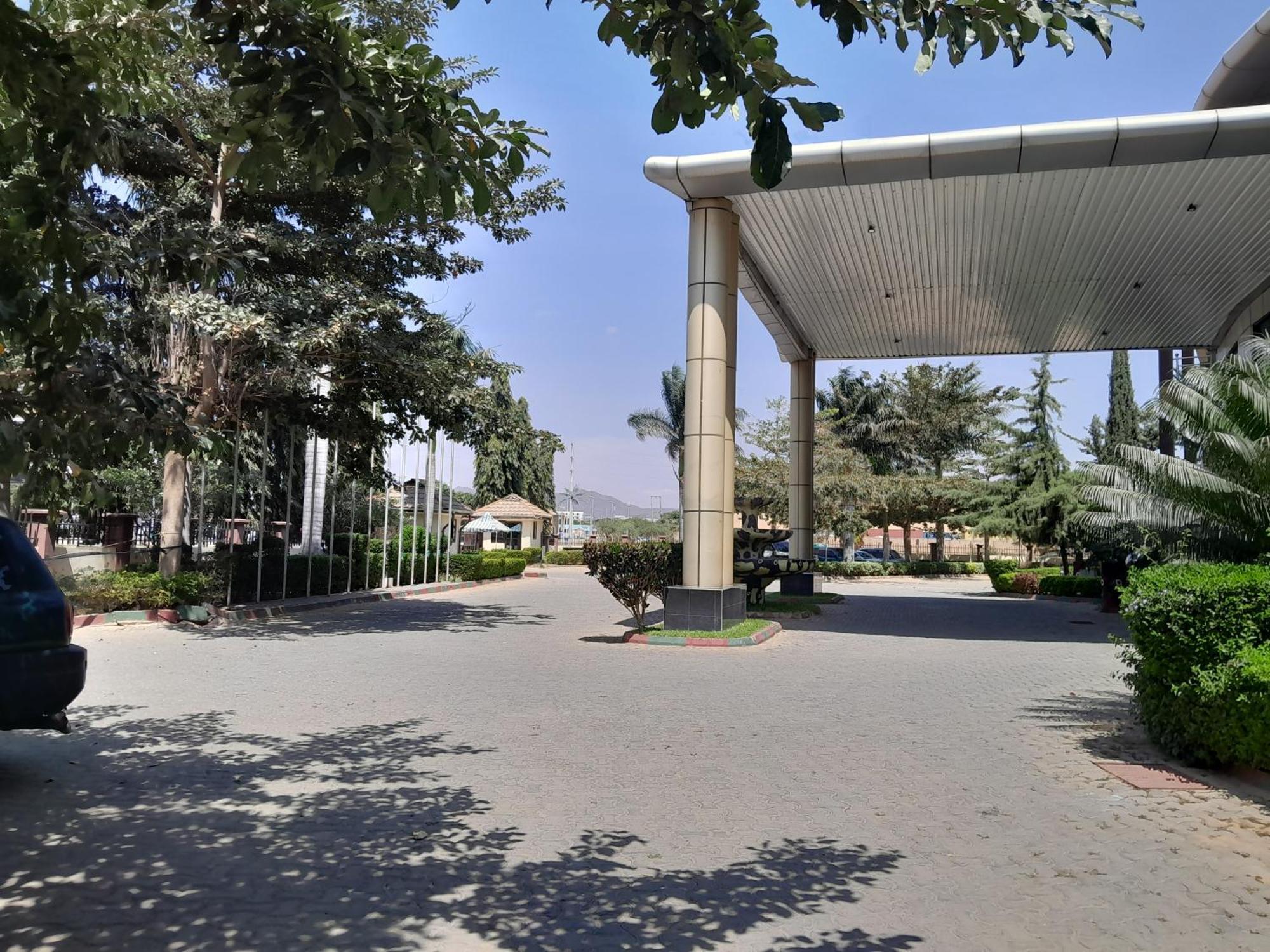 Morena Dodoma Hotel & Apartment Exterior photo