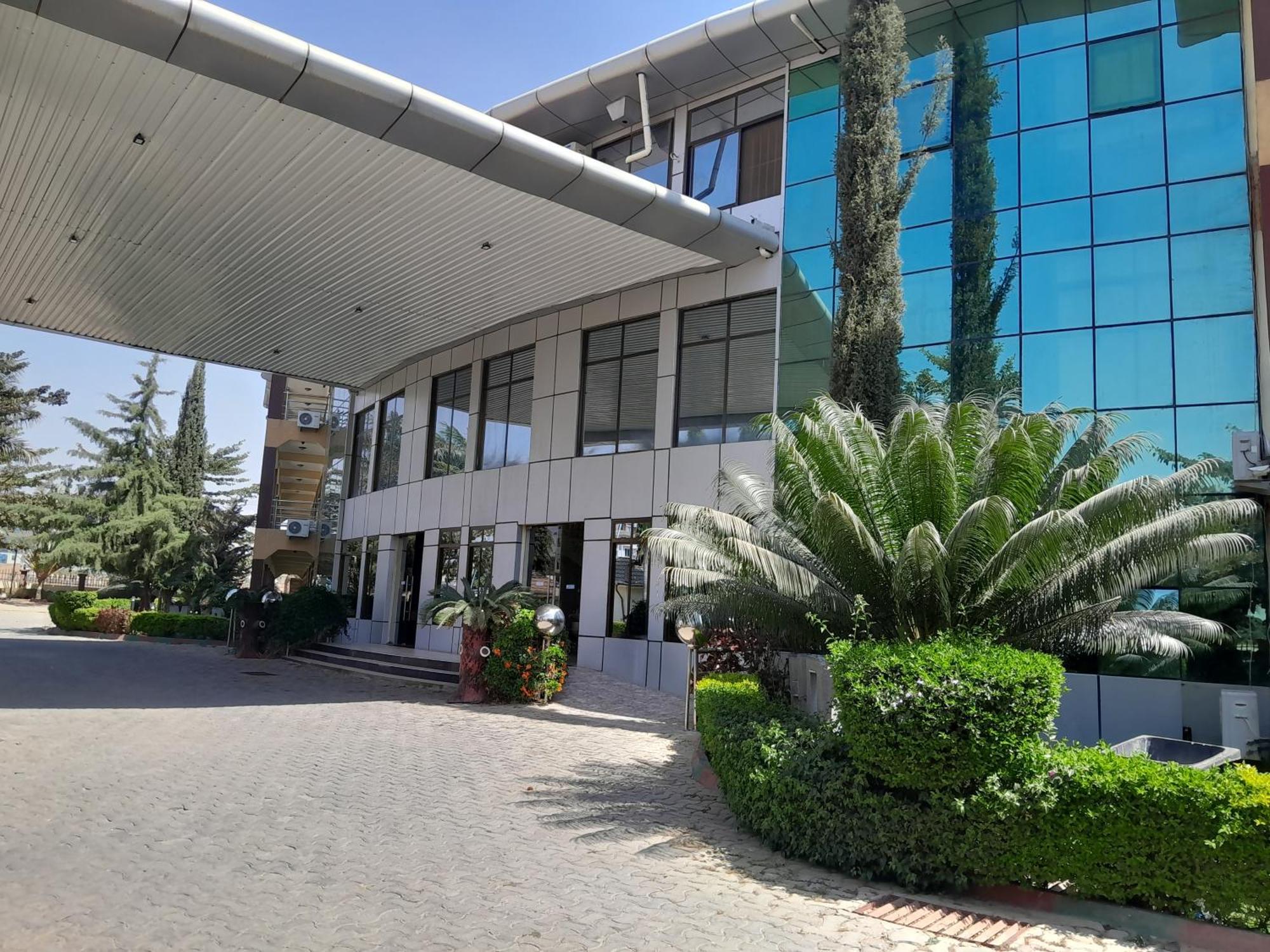 Morena Dodoma Hotel & Apartment Exterior photo