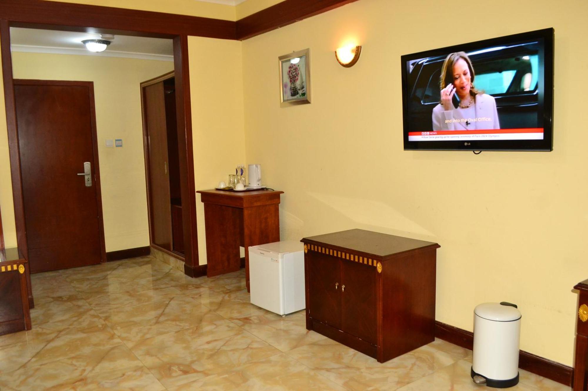 Morena Dodoma Hotel & Apartment Exterior photo